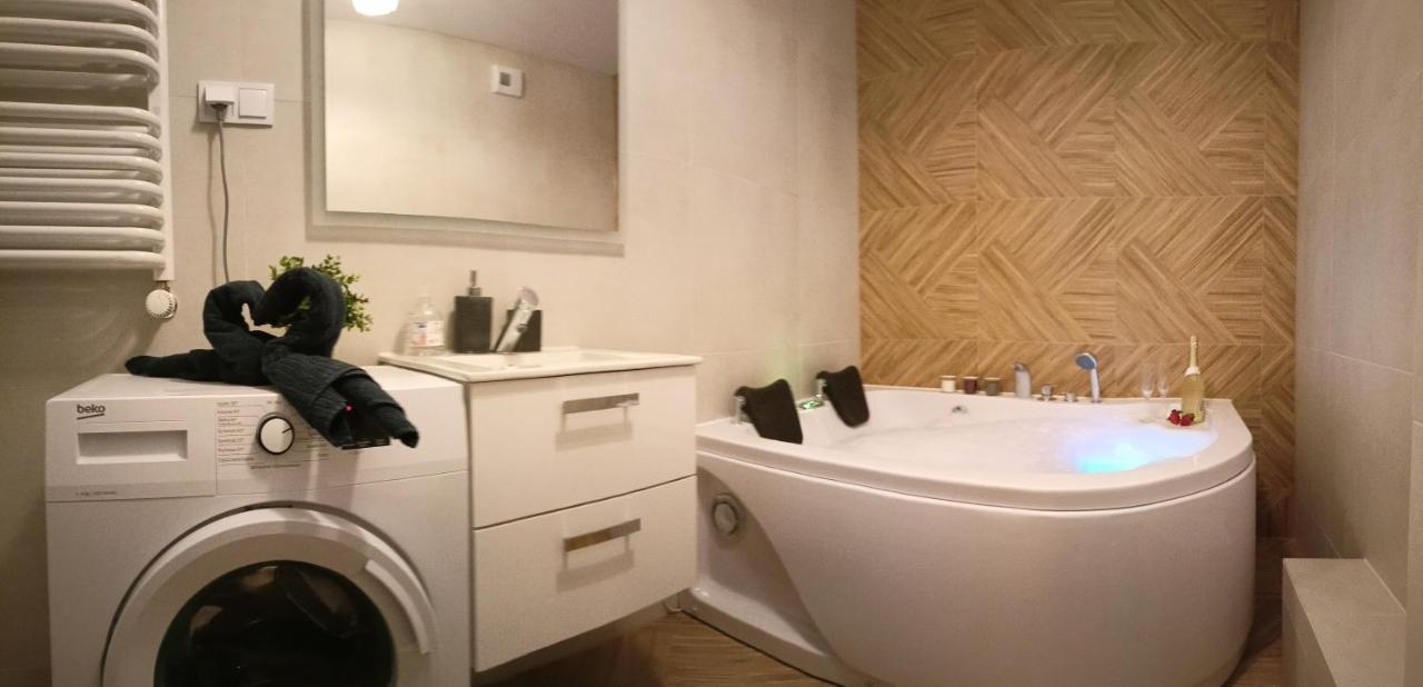 Apartament Z Sauna I Jacuzzi Apartment Radom Luaran gambar