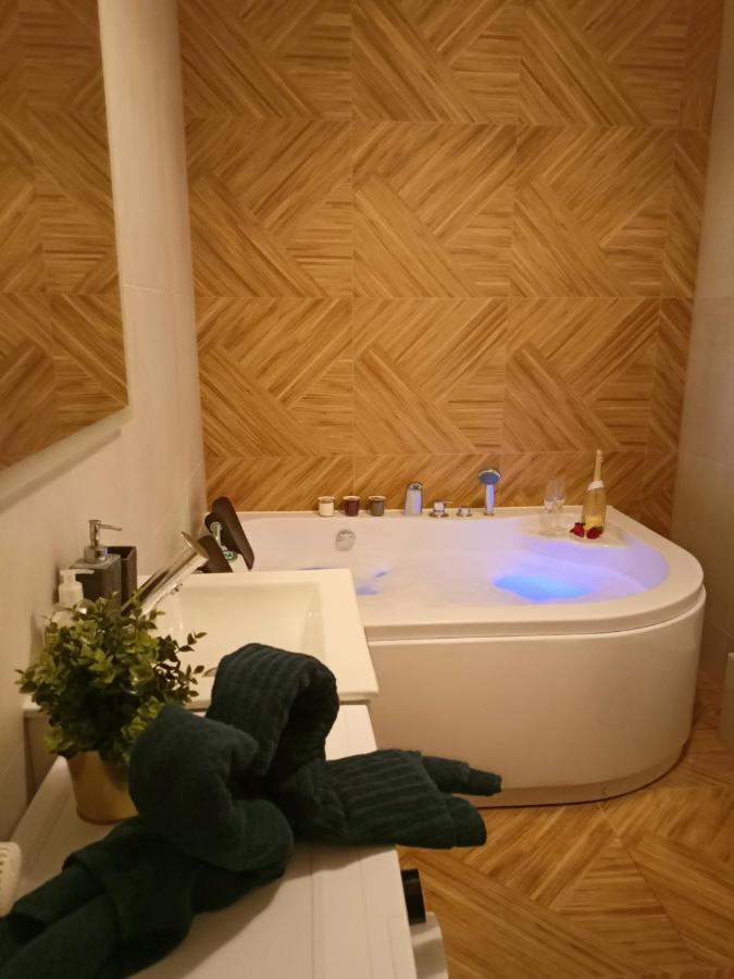 Apartament Z Sauna I Jacuzzi Apartment Radom Luaran gambar