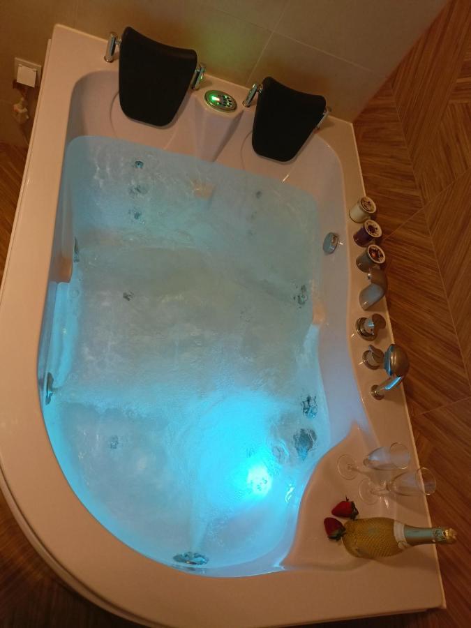 Apartament Z Sauna I Jacuzzi Apartment Radom Luaran gambar