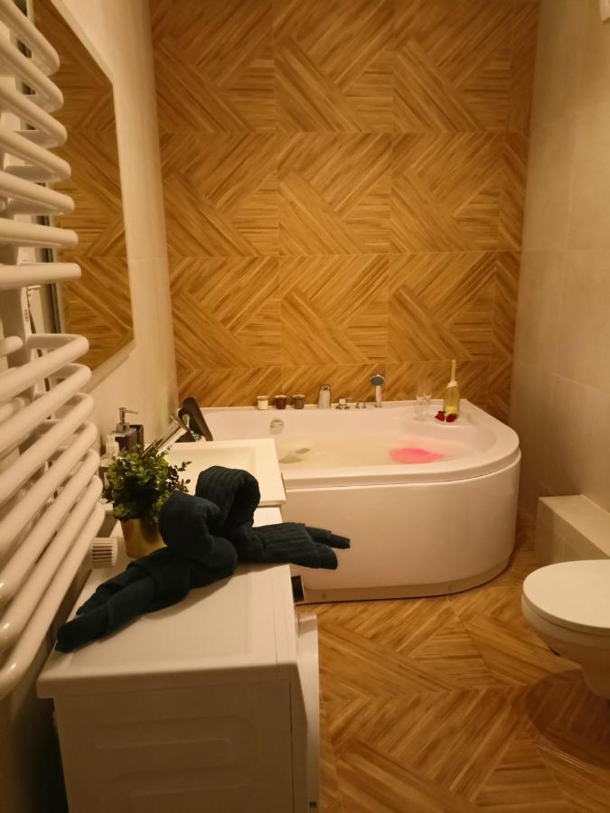 Apartament Z Sauna I Jacuzzi Apartment Radom Luaran gambar